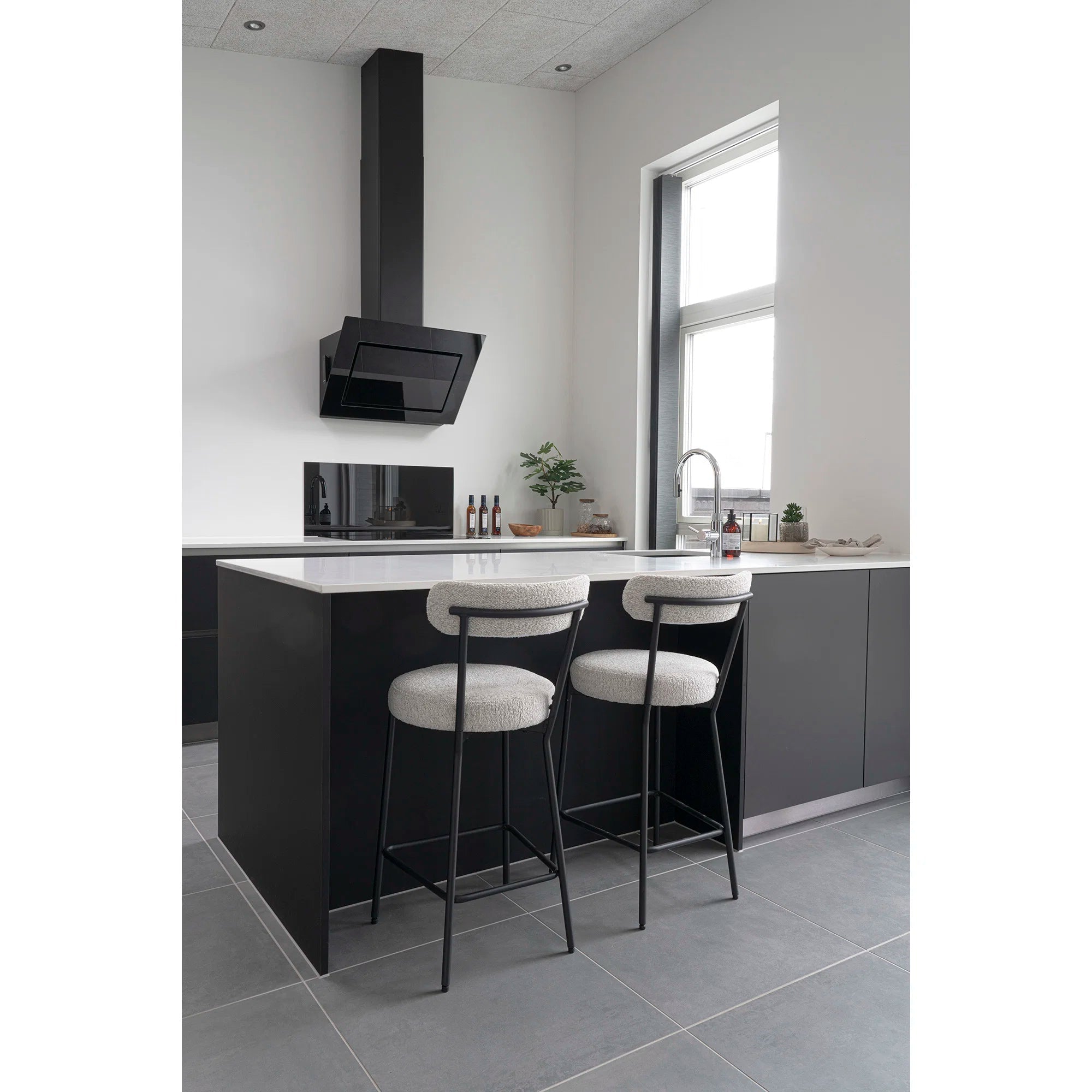 Badalona Barstool – White - Bellavé Studio