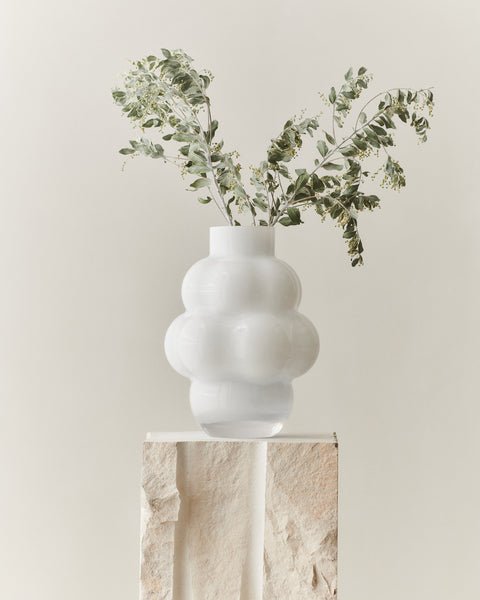 Balloon Vase 04 32cm Opal White - Bellavé Studio