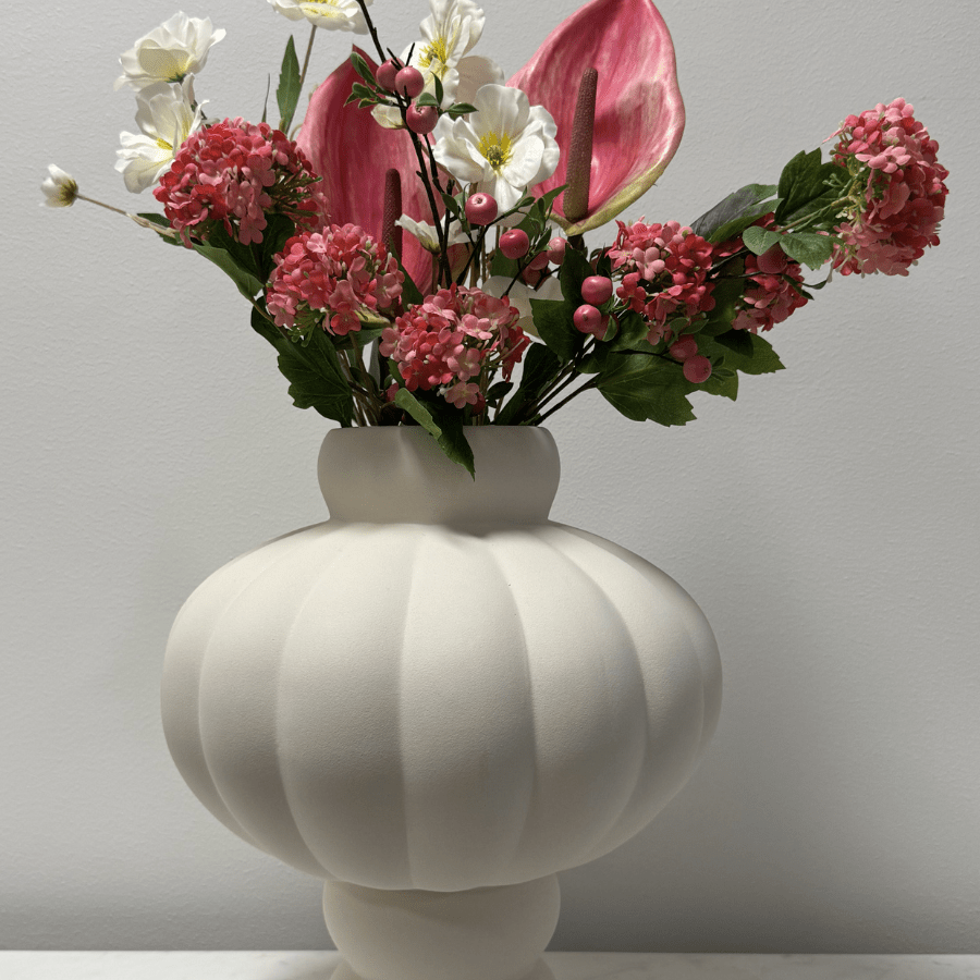 Blush Contrast Bouquet - Bellavé Studio