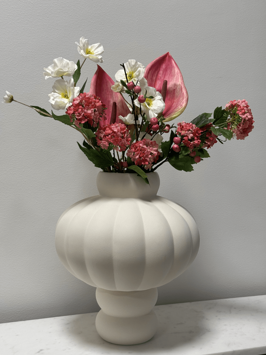 Blush Contrast Bouquet - Bellavé Studio