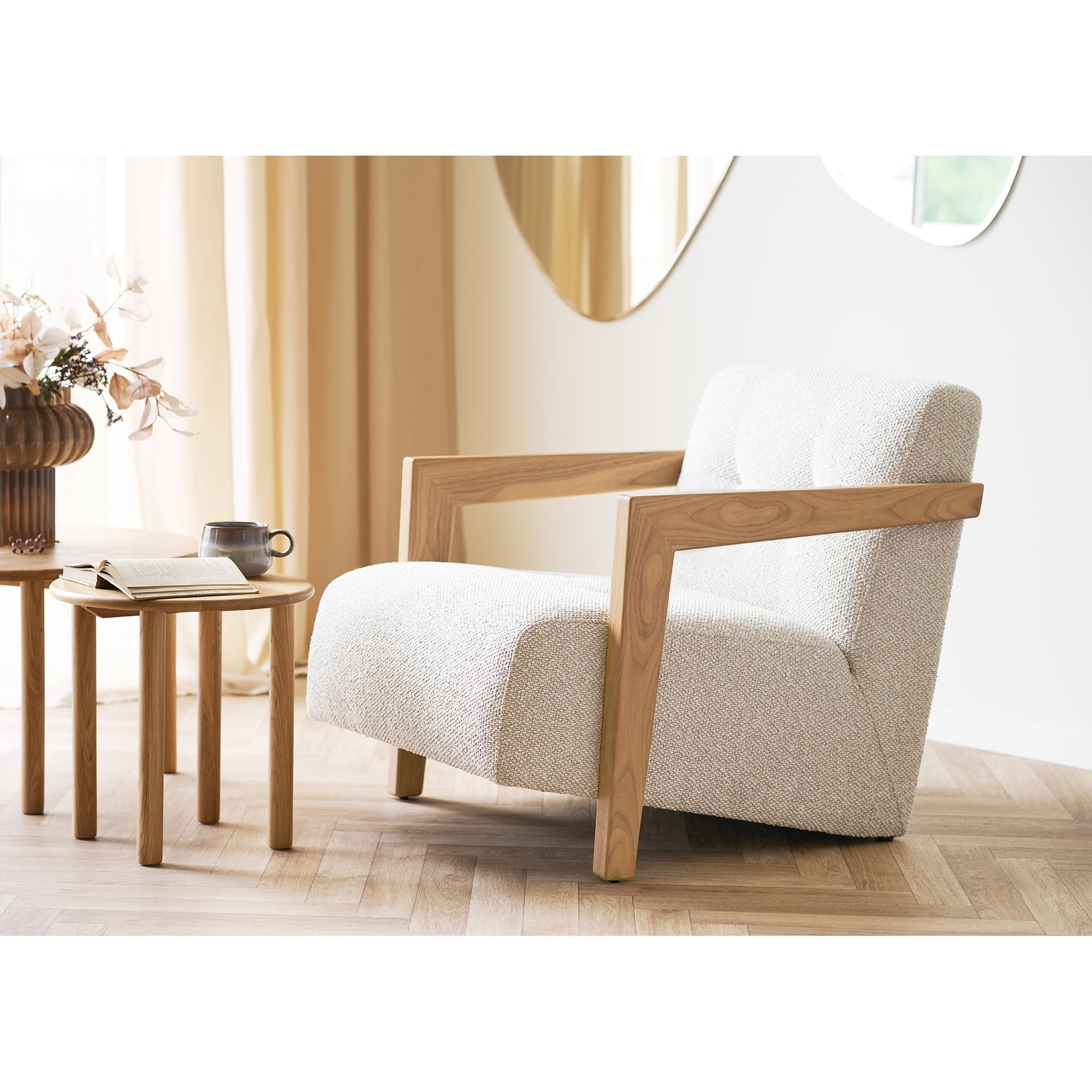 Caracas Lounge Chair – Beige - Bellavé Studio