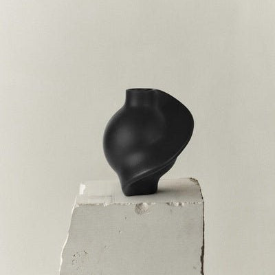 Ceramic Pirout Vase 01 22cm Black - Bellavé Studio