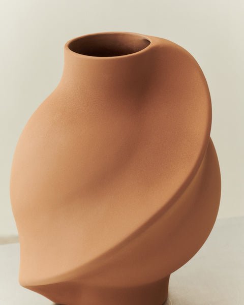 Ceramic Pirout Vase 01 22cm Sanded Ocker - Bellavé Studio