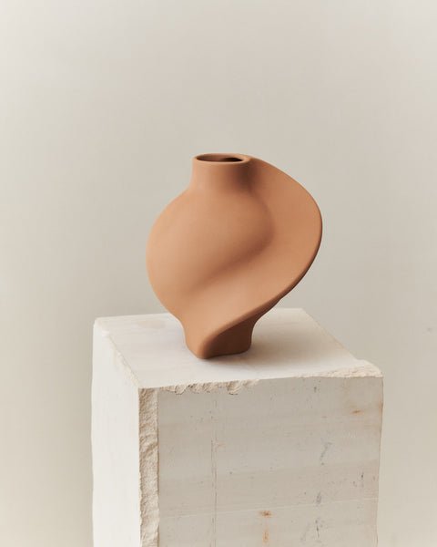 Ceramic Pirout Vase 01 22cm Sanded Ocker - Bellavé Studio