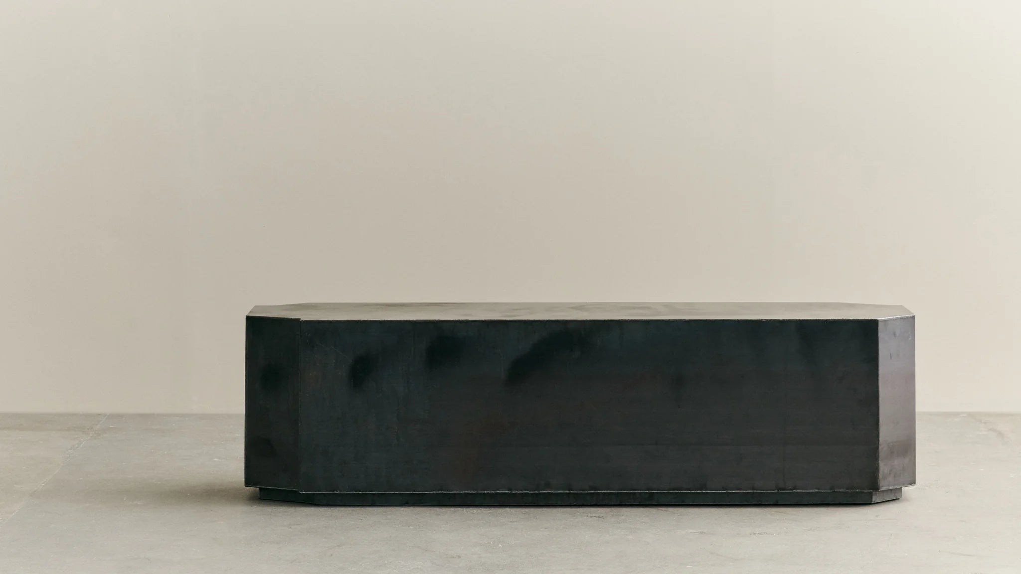 Funki Bench Raw Iron - Bellavé Studio