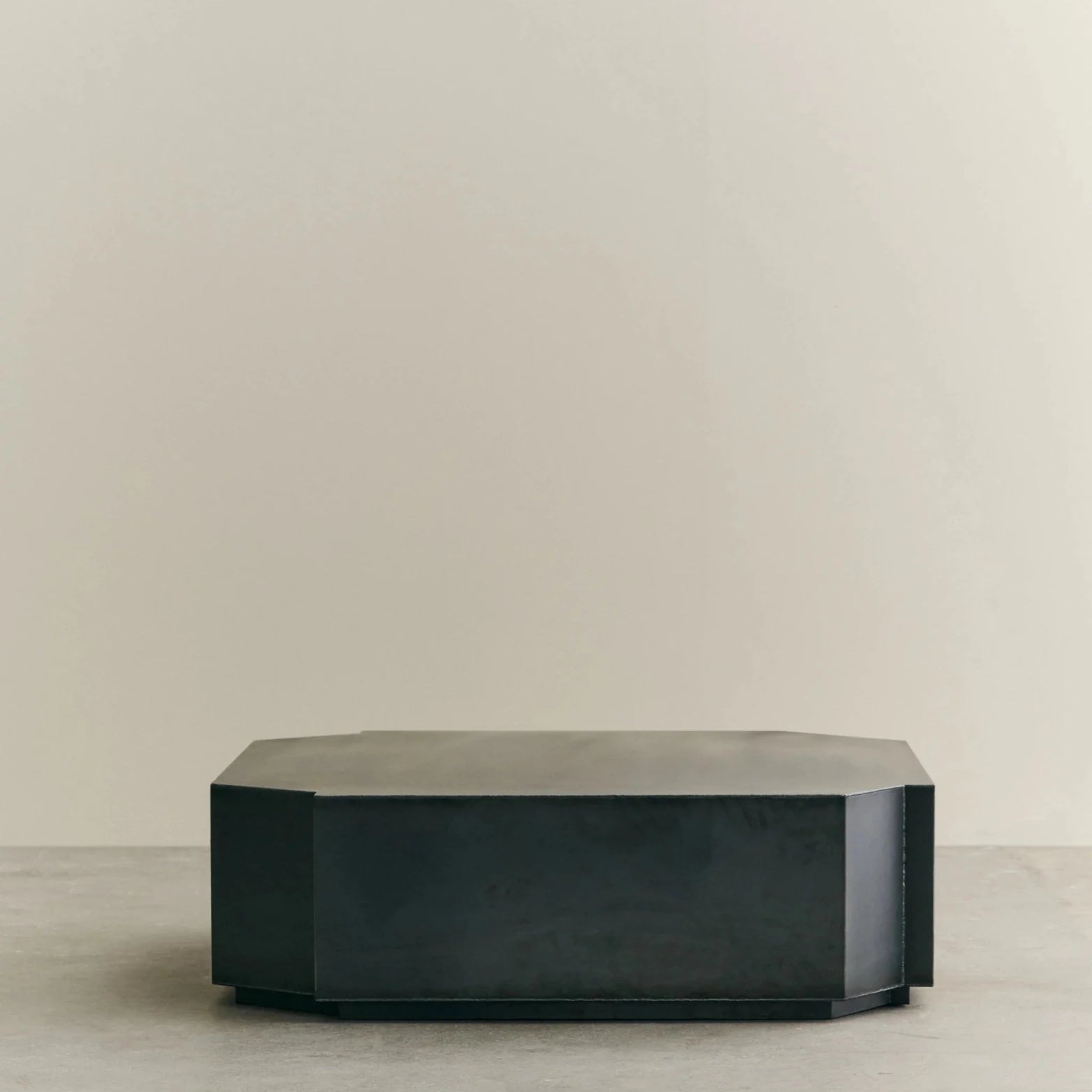 Funki Lounge Table Square Raw Iron - Bellavé Studio