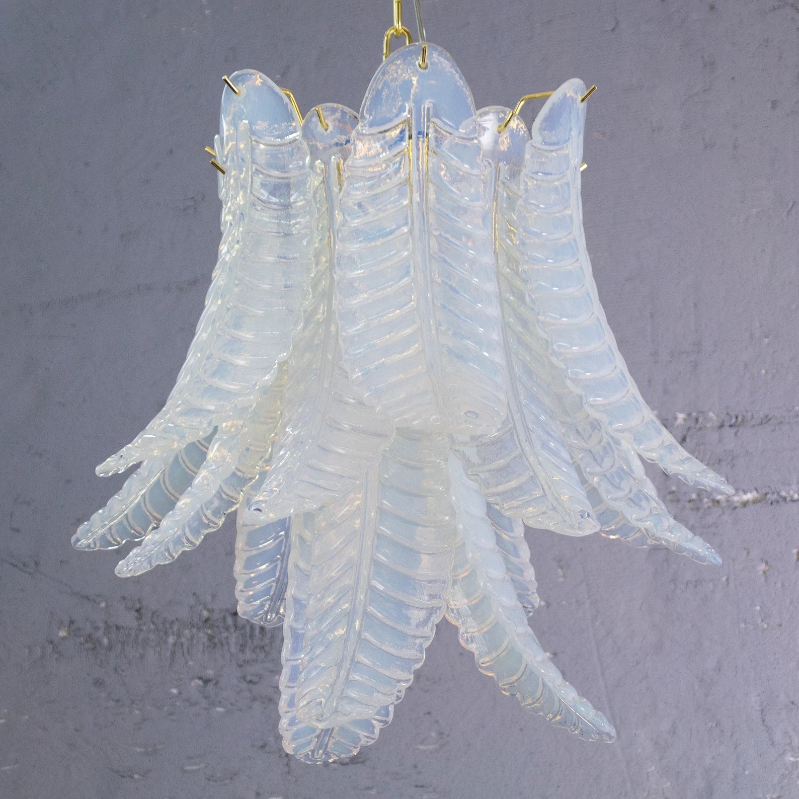 Murano Opal Foglie Chandelier Ø50 Opal