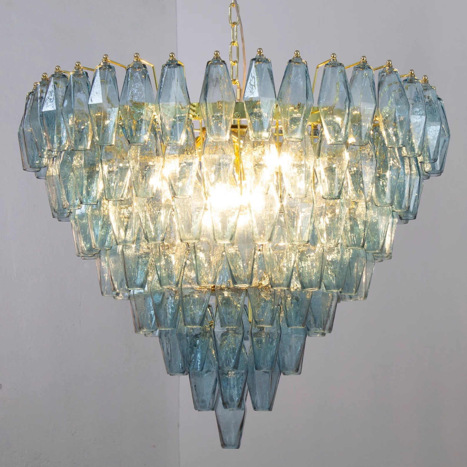 Murano Avio Poliedri Chandelier Ø75 - 143 Glasses - Bellavé Studio