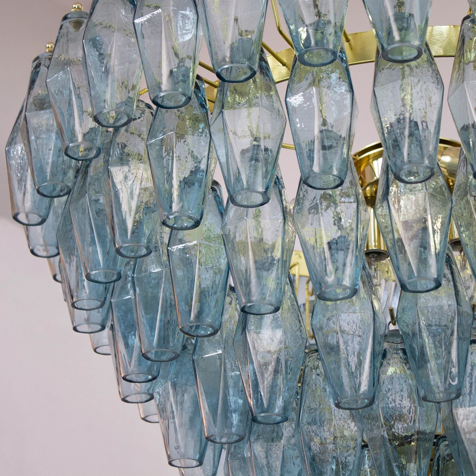Murano Avio Poliedri Chandelier Ø75 - 143 Glasses - Bellavé Studio