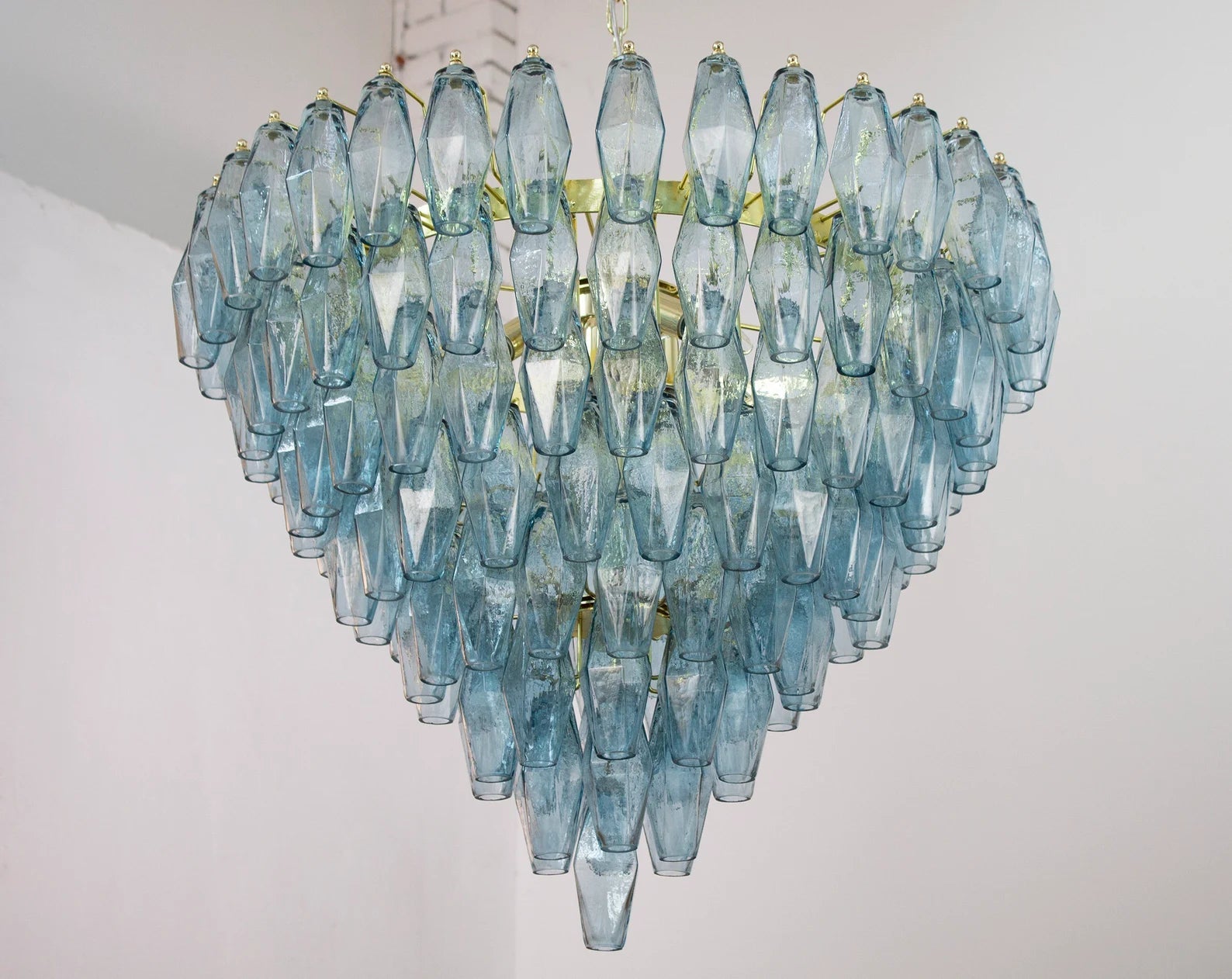 Murano Avio Poliedri Chandelier Ø75 - 143 Glasses - Bellavé Studio