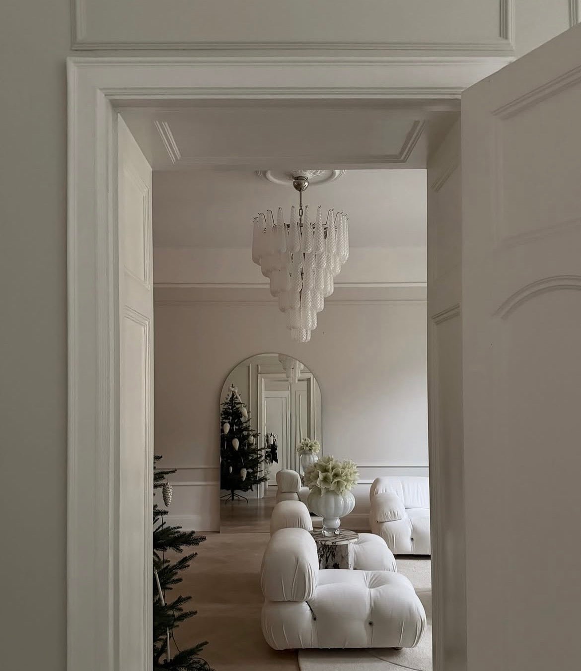 Murano Clear Drop Chandelier - 75 Drop - Bellavé Studio