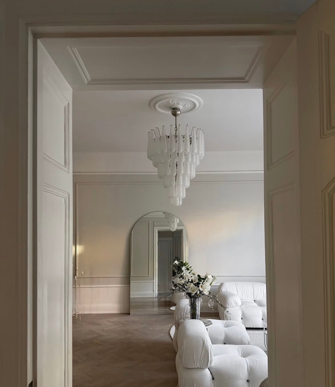 Murano Clear Drop Chandelier - 75 Drop - Bellavé Studio