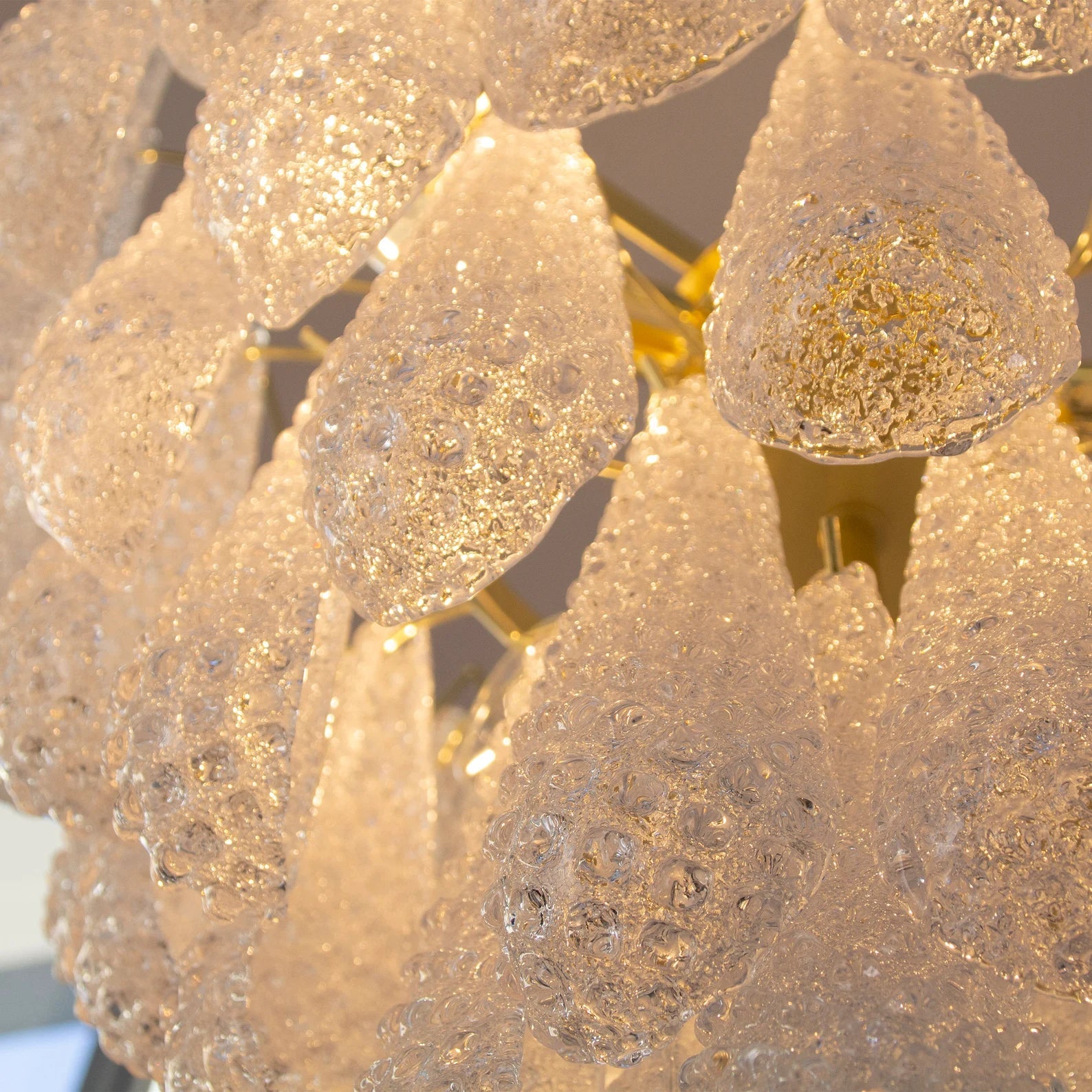 Murano Clear Drop Chandelier Ø60 - 52 Drop - Bellavé Studio