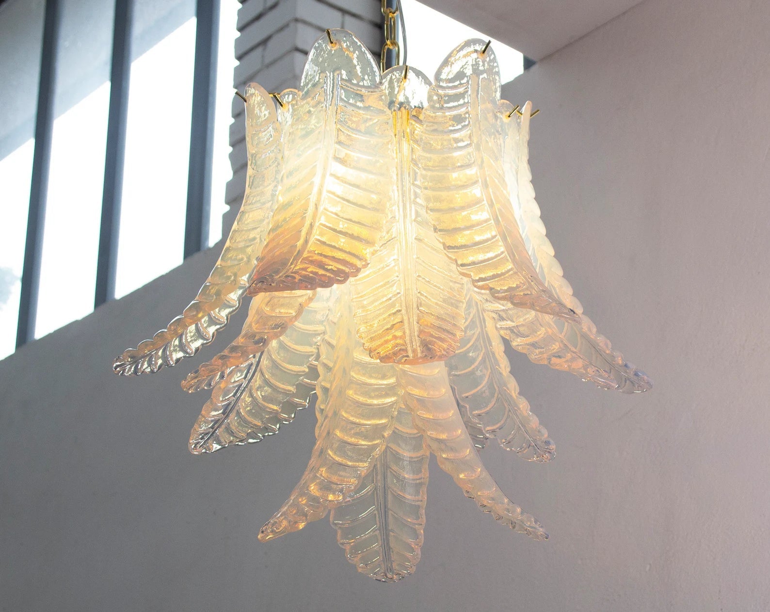 Murano Opal Foglie Chandelier Ø50 Opal - Bellavé Studio