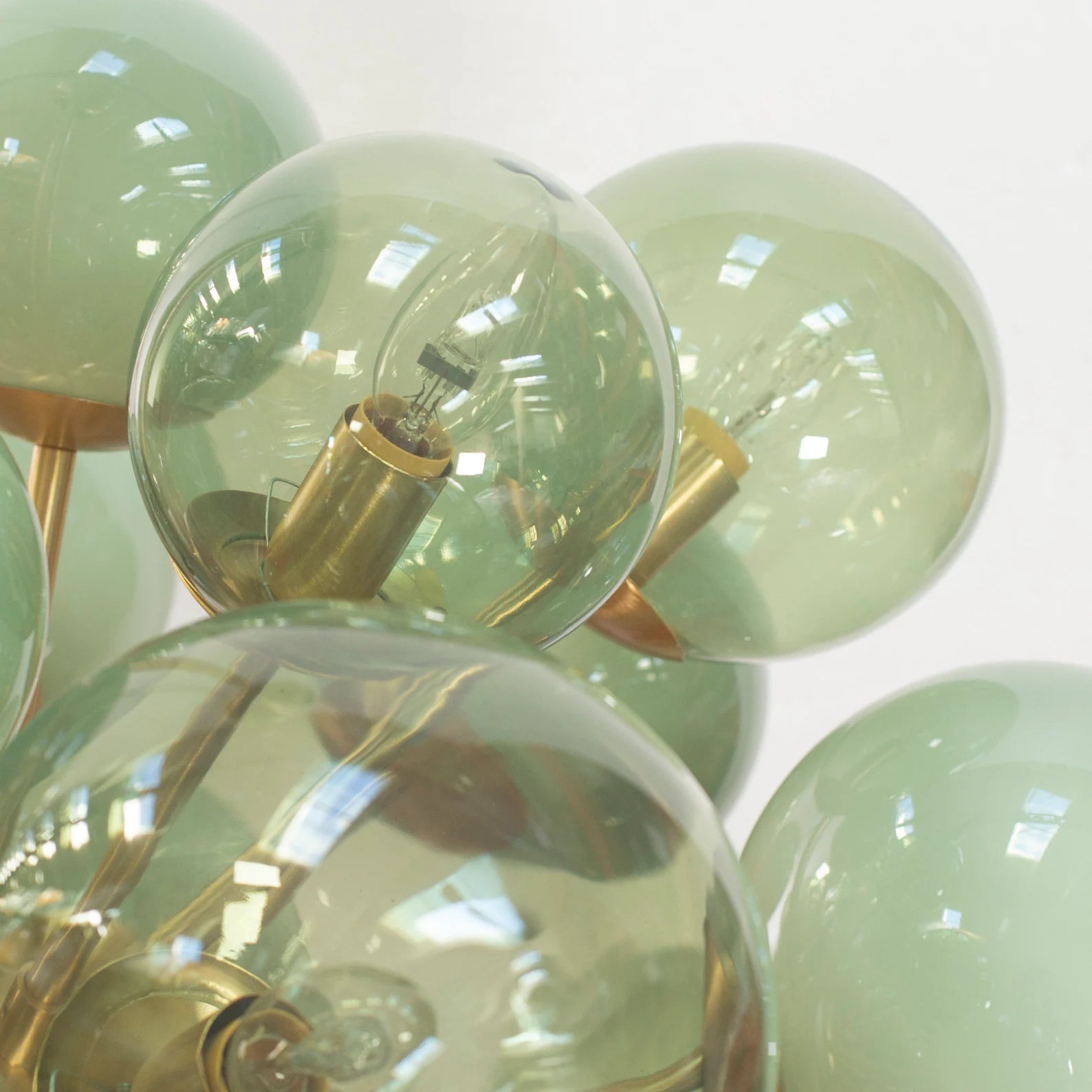 Murano Sputnik Chandelier Ø90 – Light Green - Bellavé Studio