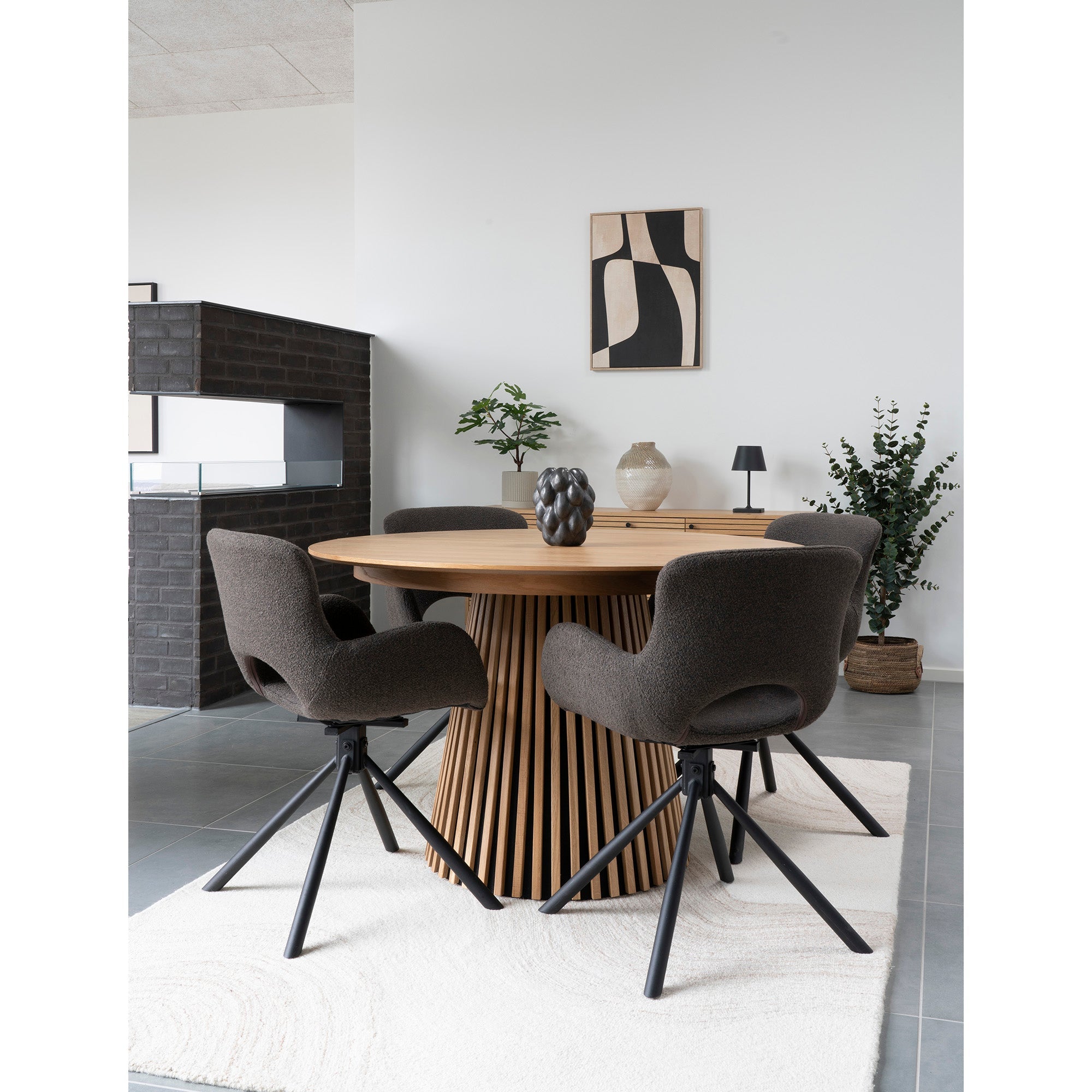 Osaka Dining Table (Oak) - Bellavé Studio