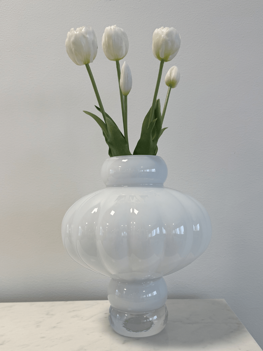 Tulips White Bouquet 5 pcs - Bellavé Studio