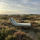 Mollis Sunbed