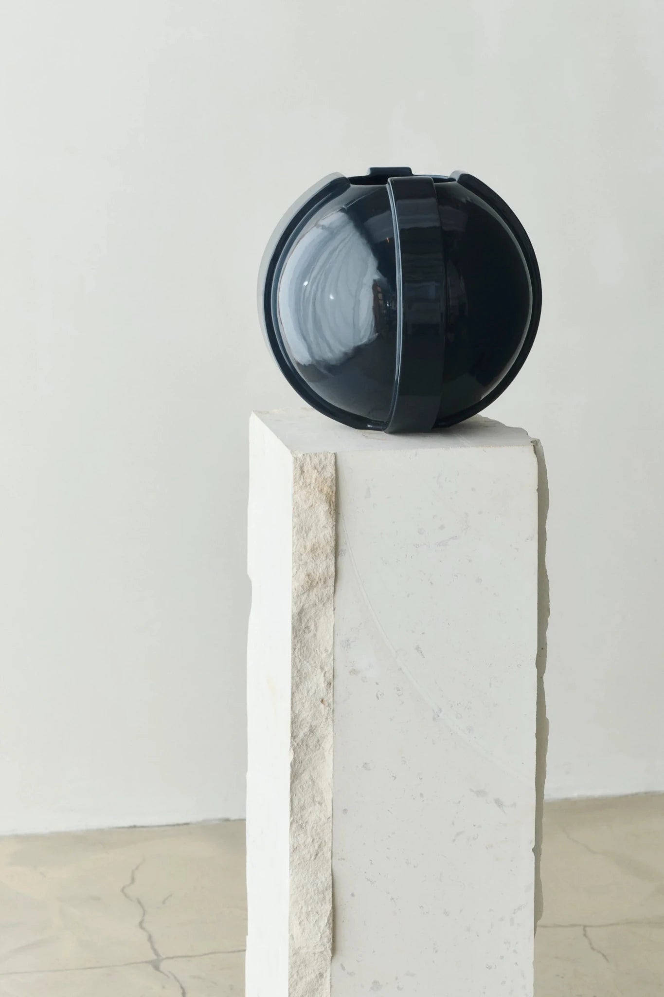 Vinci Vase 01 29cm Dark Blue - Bellavé Studio