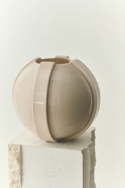 Vinci Vase 01 29cm Ivory - Bellavé Studio
