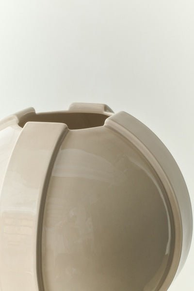 Vinci Vase 01 29cm Ivory - Bellavé Studio
