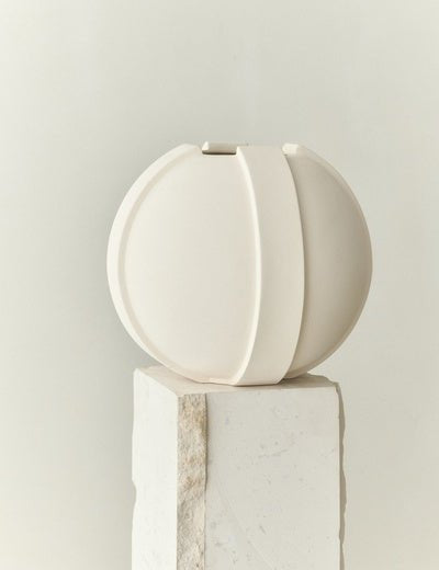 Vinci Vase 02 39cm Raw White - Bellavé Studio