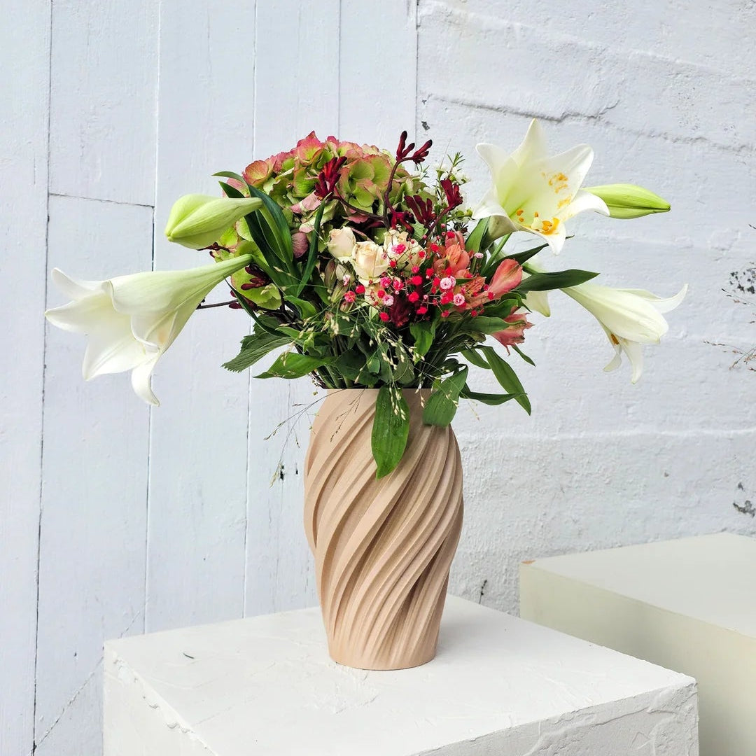 WAVE Vase WP WOOD Light Oak Medium - Bellavé Studio